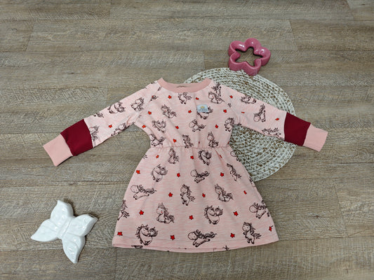 Kleid langarm.